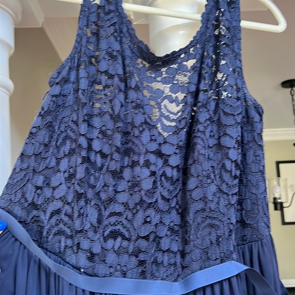 David’s Bridal lace dress w long mesh skirt in marine - Picture 2 of 5